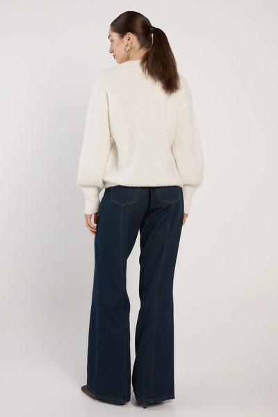 Remy V-Neck Jumper - Cream - et seQ fashion