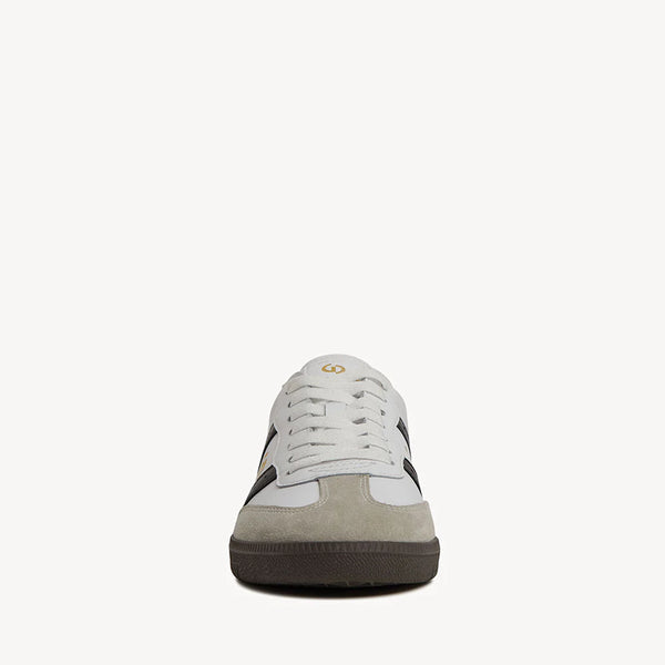 2001 Parallel - White/Black Leather