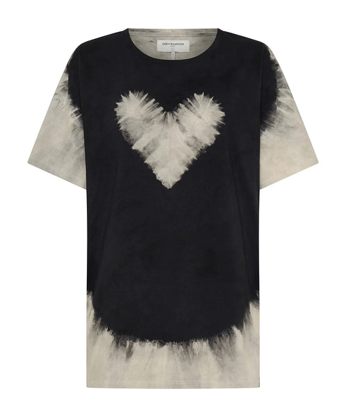 Beaming Heart Boyfriend Tee - White / Black