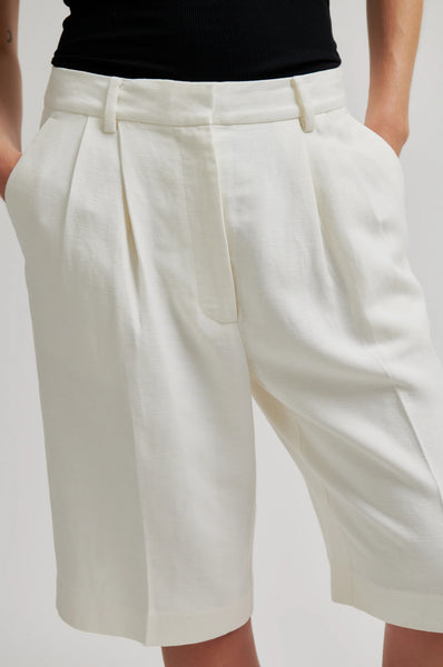 Lino Tailored Short - White Alyssum