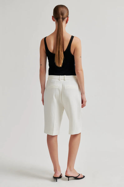 Lino Tailored Short - White Alyssum
