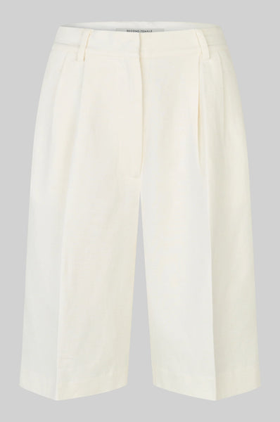 Lino Tailored Short - White Alyssum