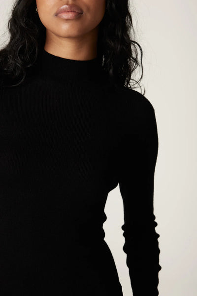 Seamless Merino Turtle Neck - Black