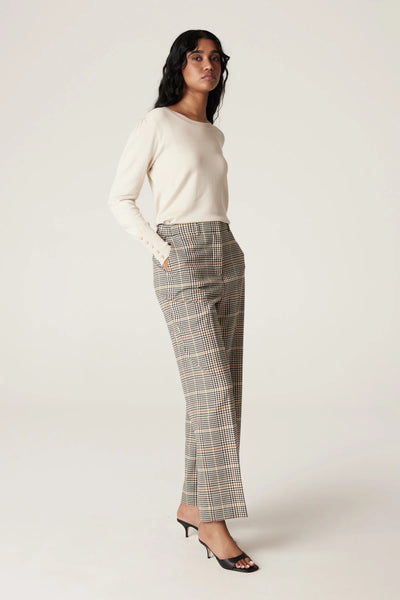 Pointelle Crew Jumper - Ecru A FURTHER 15% OFF AUTOMATICALLY APPLIED AT CHECKOUT - et seQ fashion