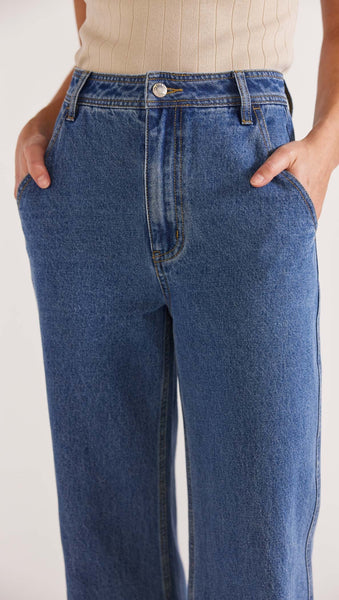 Eva Denim Jeans - Mid Blue -25% OFF AUTOMATICALLY APPLIED AT CHECKOUT