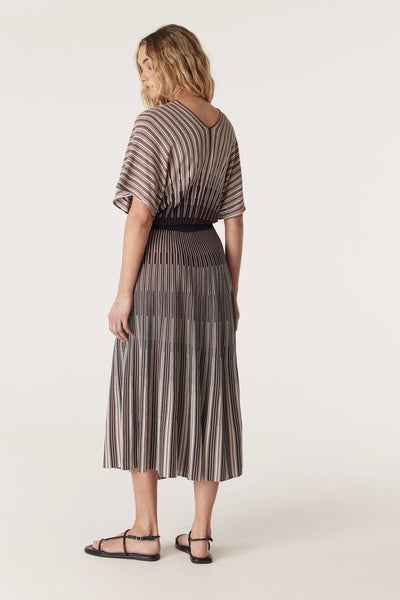 Madrid Crepe Top - Tile Jacquard - 30% OFF AUTOMATICALLY APPLIED AT CHECKOUT
