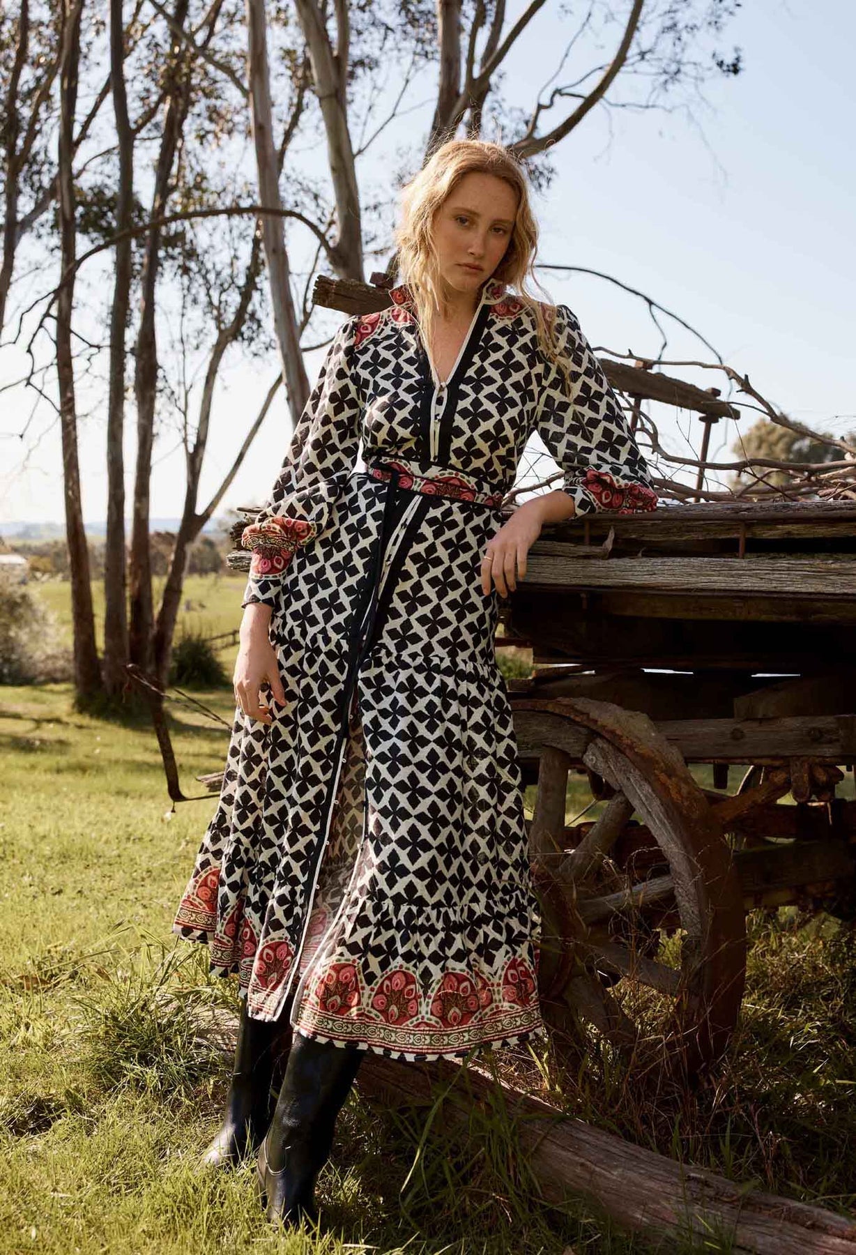 Marielle Linen Viscose Dress - Country Tapestry