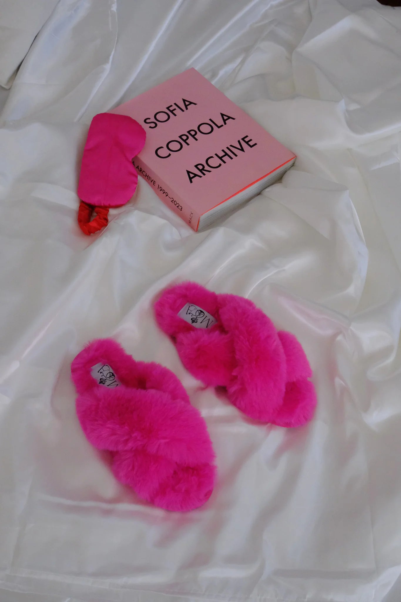 The Slippers - Hot Pink