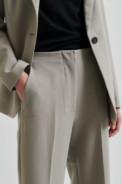 Evie Straight Leg Pant - Elephant Skin