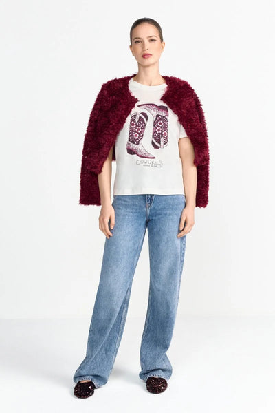 Elegant Fit T-Shirt Cow Girl Boots Print - Pearl White