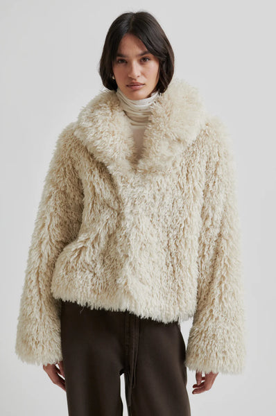 Ophie Fluffy Jacket - Tofu - et seQ fashion