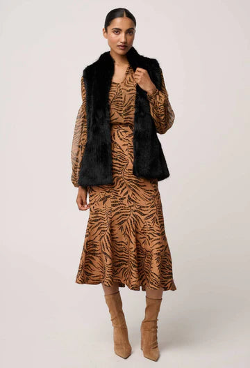 Hazel Faux Fur Vest - Black - et seQ fashion