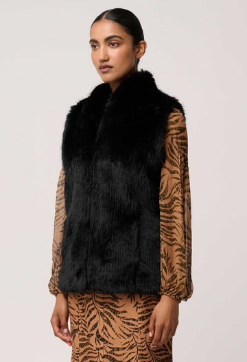Hazel Faux Fur Vest - Black - et seQ fashion