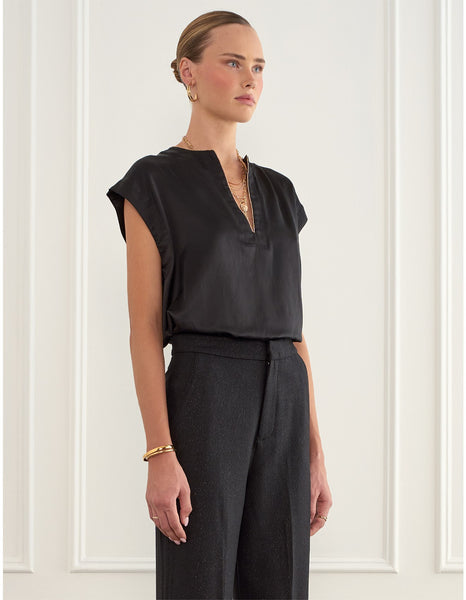 Nyx Ellis Top - Black