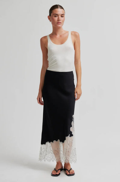 Wila Lace Hem Skirt - Black