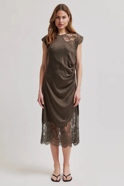 Wilina Sleeveless Cinched Waist Dress - Canteen / Lace
