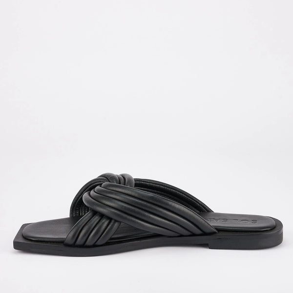 Gira Slide - Black 25% OFF AUTOMATICALLY APPLIED AT CHECKOUT