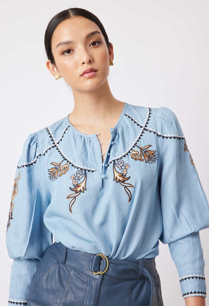 Getty Placement Embroidered Tencel Pleat Sleeve Top - Chambray - et seQ fashion